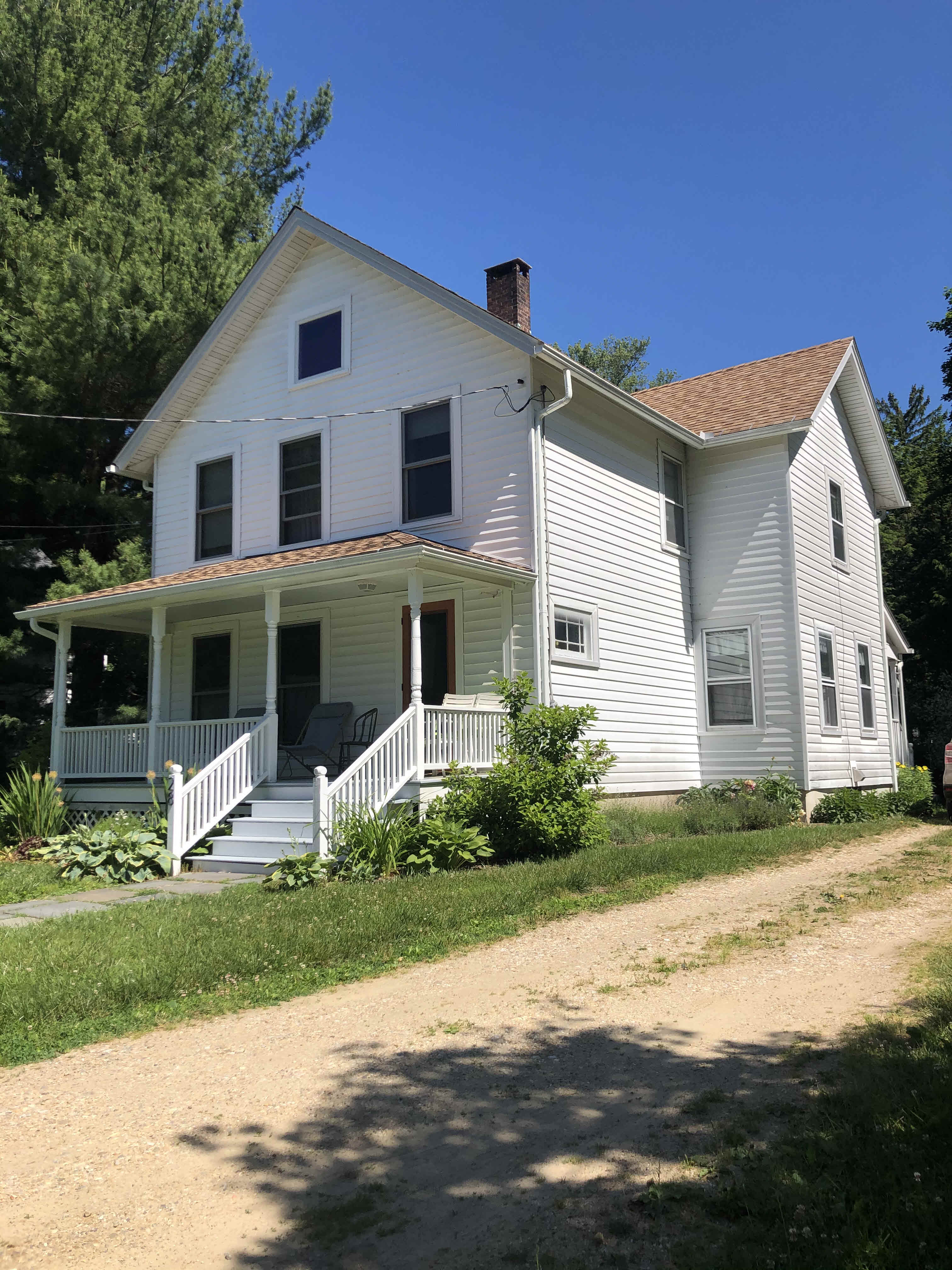 Building photograph for 28 PETTEE STREET